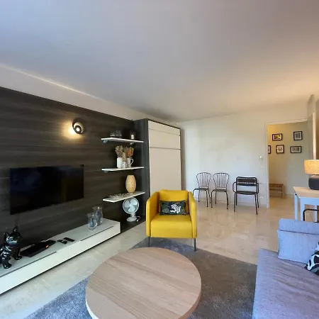 C012-appartement Confortable Avec Piscine, Tennis Et Grand Parc